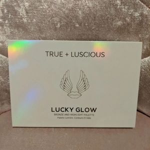 True Luscious Lucky Glow Palette